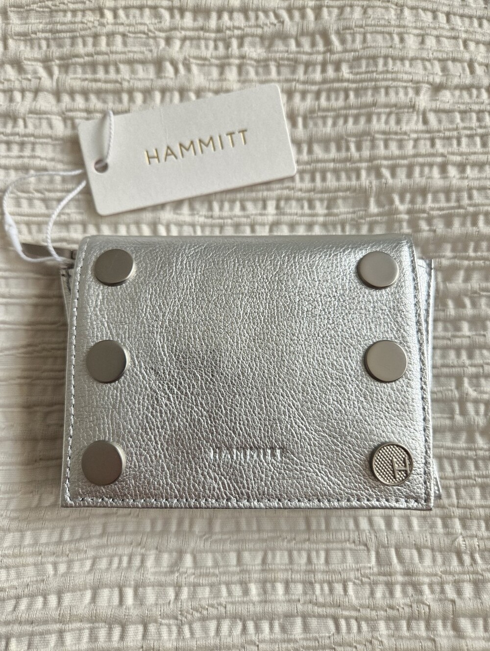 NWT HAMMITT Allen Wallet - Sidewalk Silver 🩶❤️